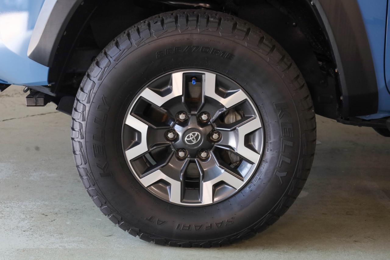 Toyota Tacoma photo 49