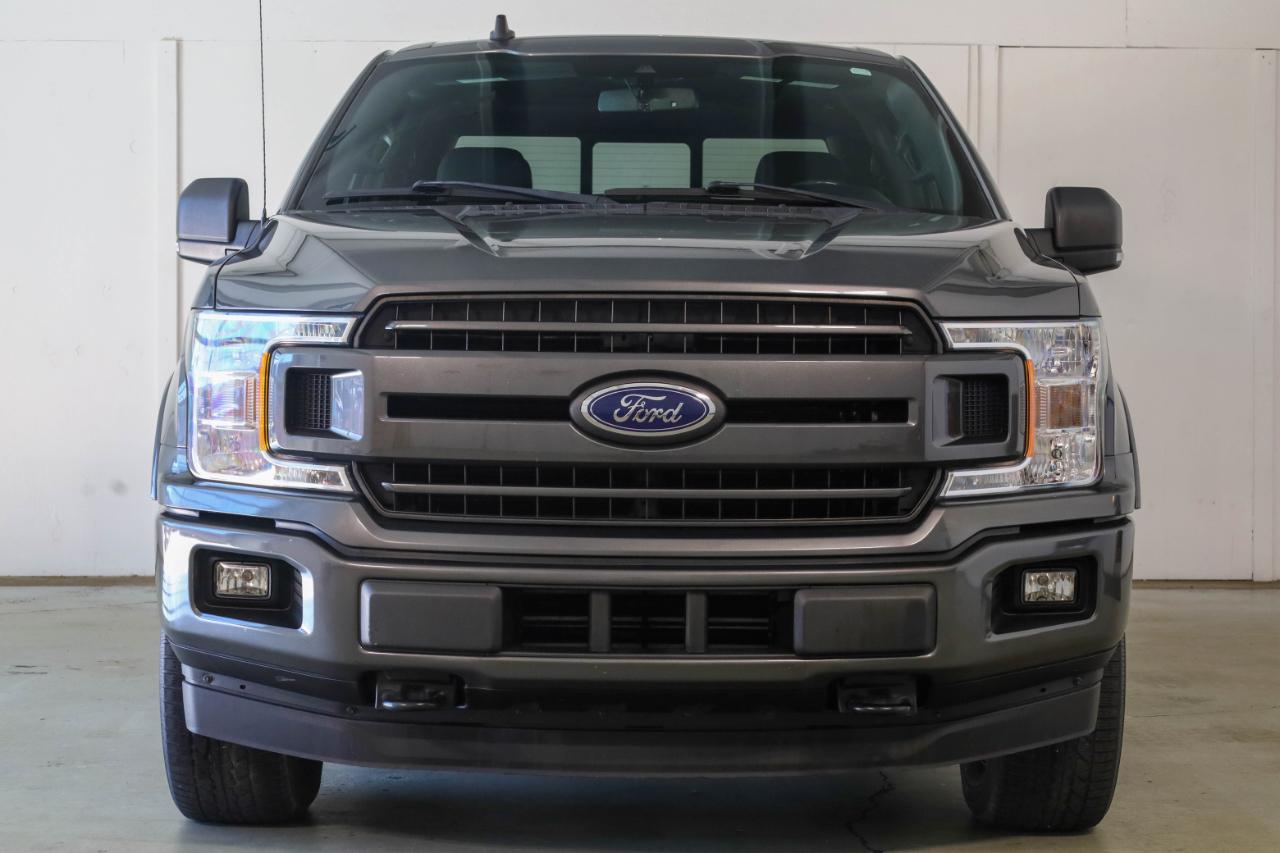 Ford F-150 photo 3