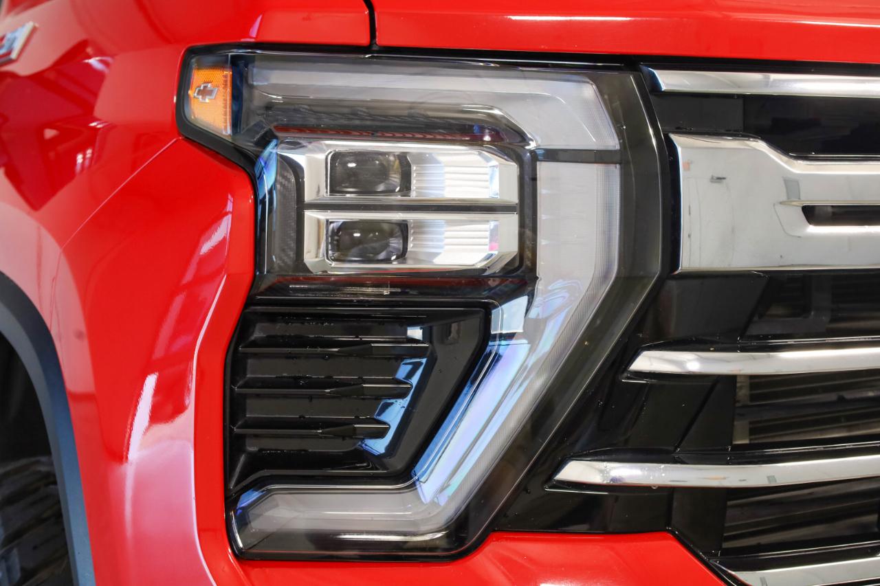 Chevrolet Silverado HD photo 10