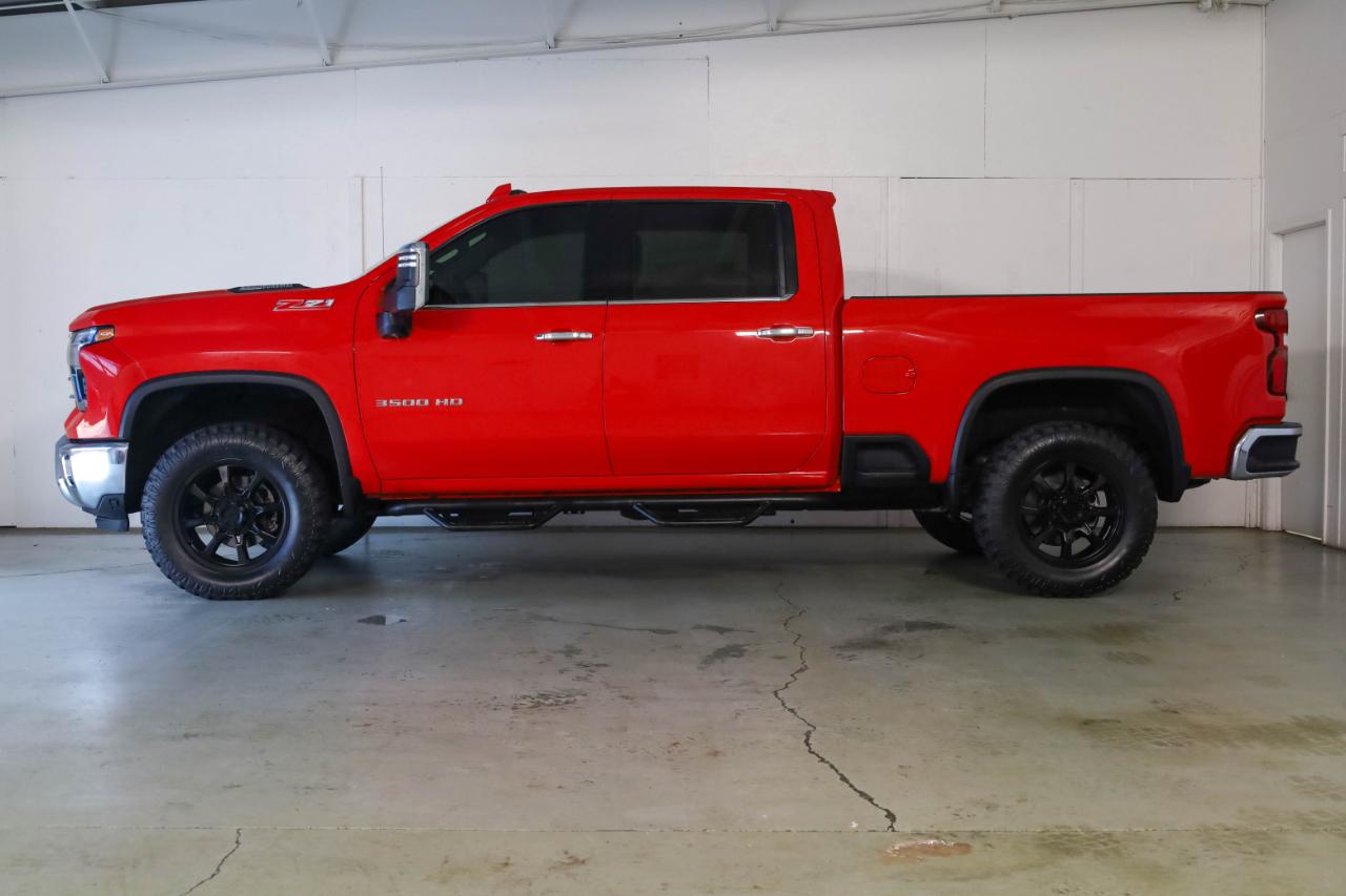 Chevrolet Silverado HD photo 6