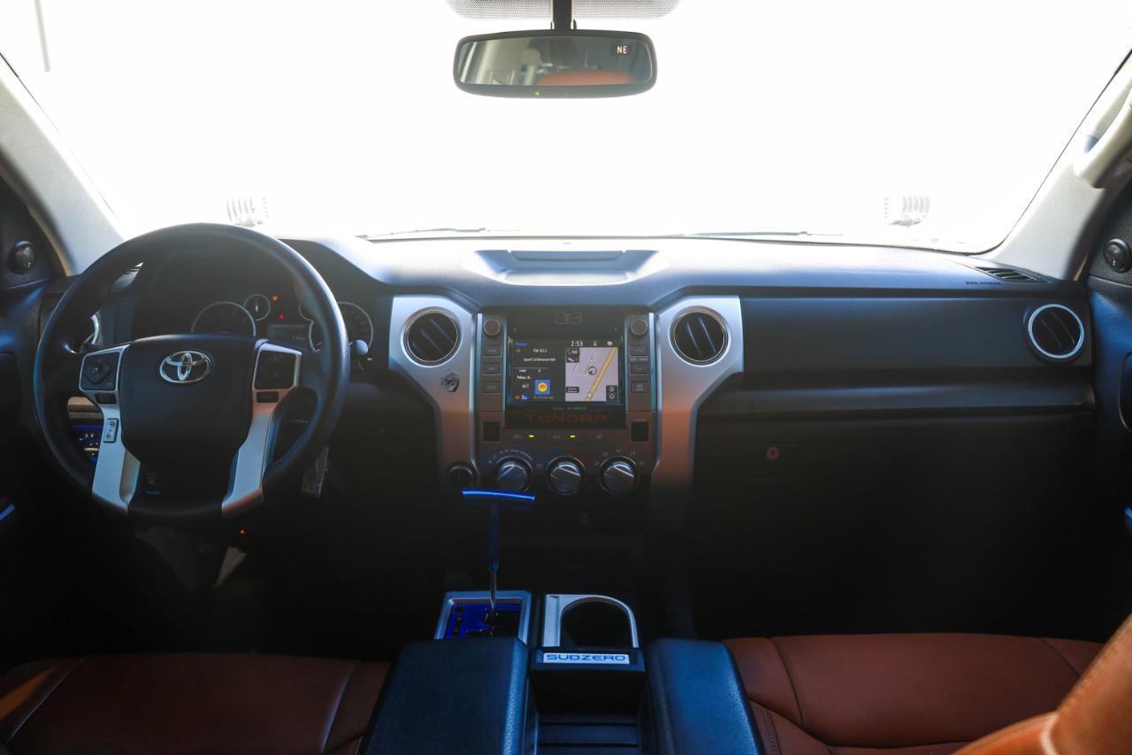 Toyota Tundra photo 6