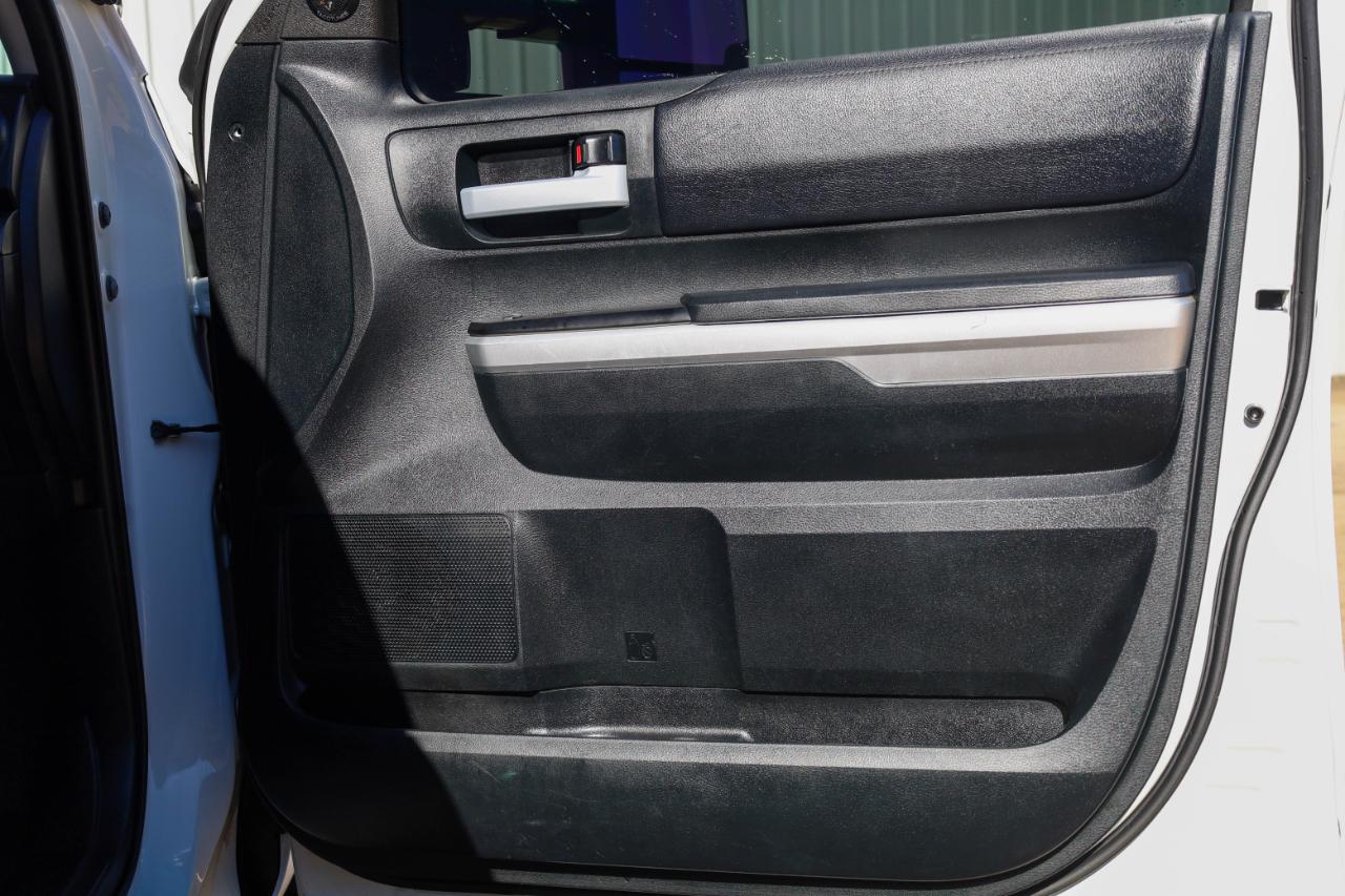 Toyota Tundra photo 41