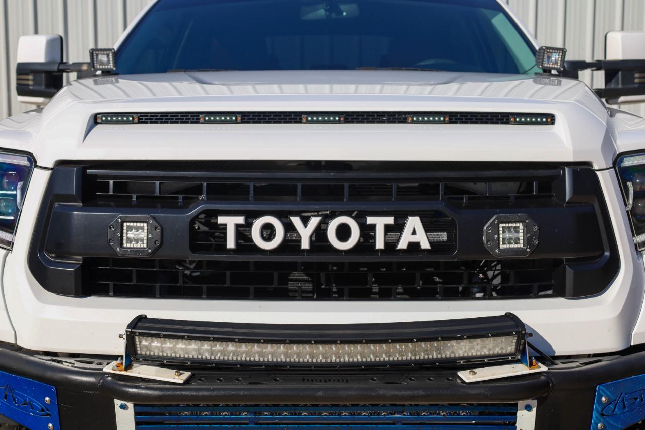 Toyota Tundra photo 15