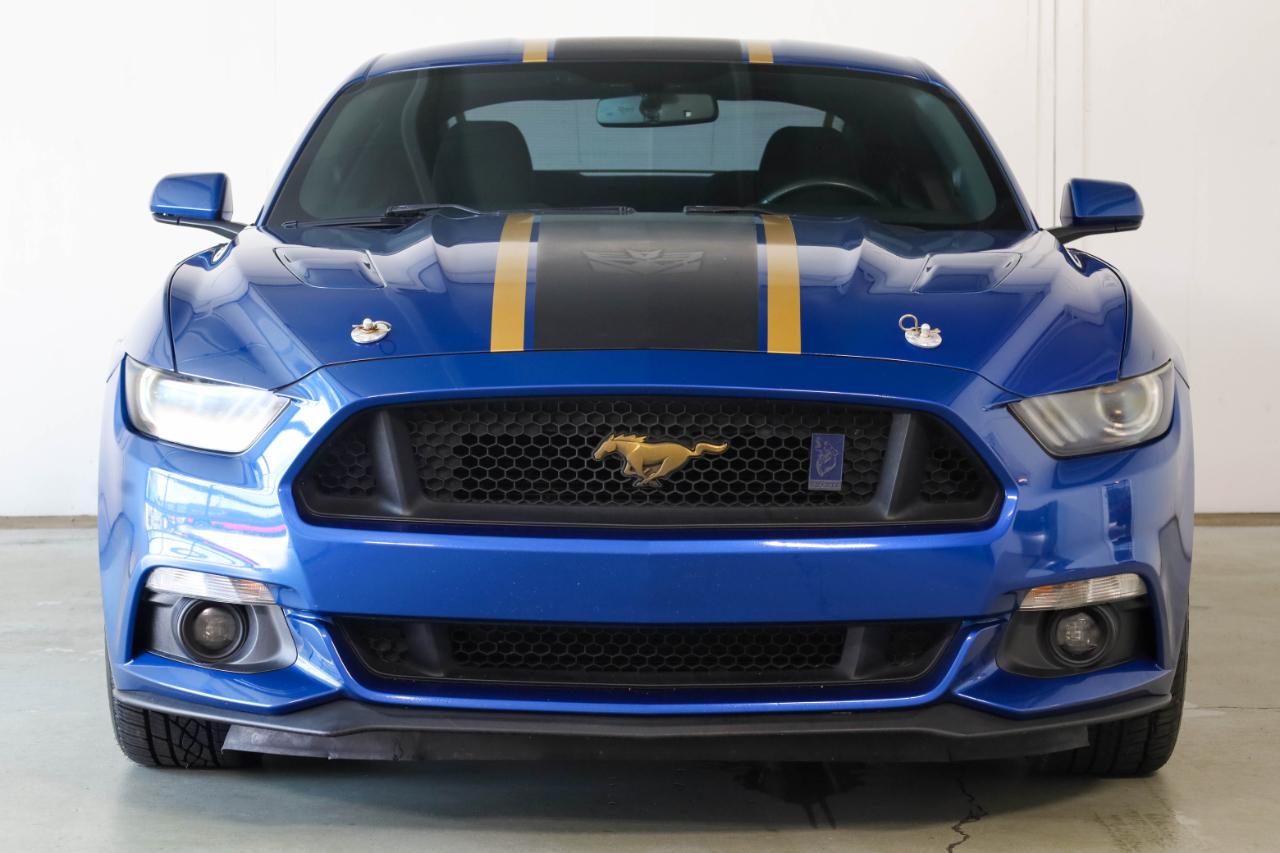 Ford Mustang photo 3