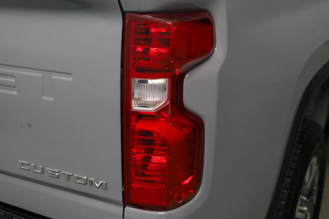 Chevrolet Silverado 2500HD Custom Crew Cab Short Box 4WD 2024