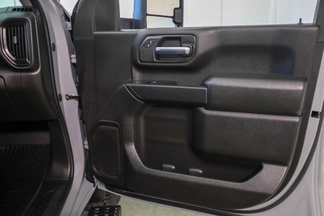 Chevrolet Silverado 2500HD Custom Crew Cab Short Box 4WD 2024