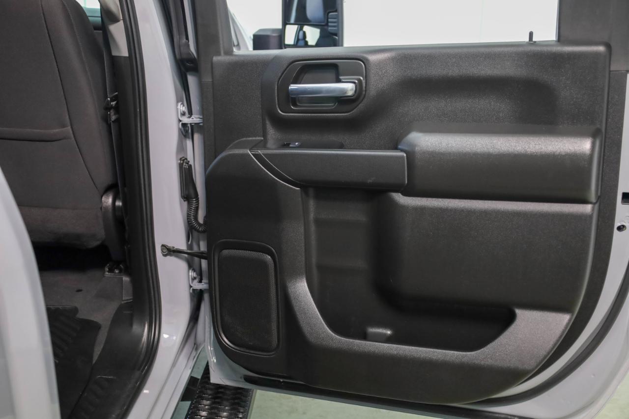 Chevrolet Silverado 2500HD Custom Crew Cab Short Box 4WD 2024
