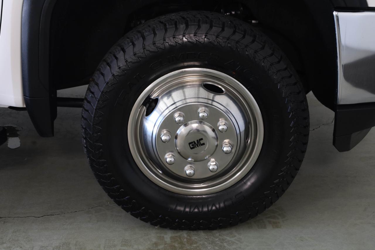 GMC Sierra 3500 SLT Crew Cab 4WD DRW 2023