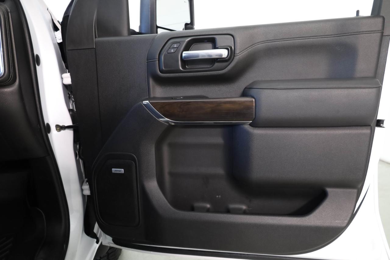 GMC Sierra 3500 SLT Crew Cab 4WD DRW 2023