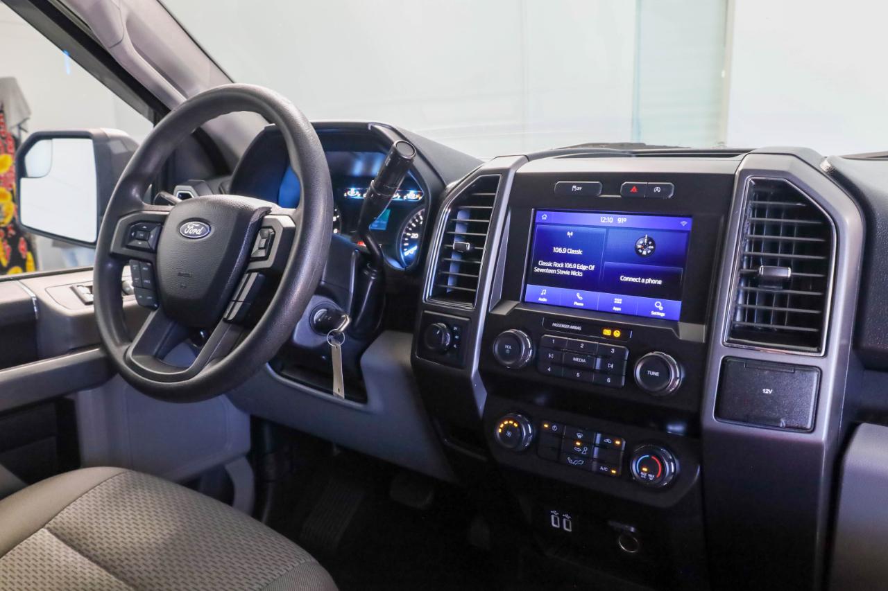 Ford F-150 4WD SuperCrew 145" XLT 2019