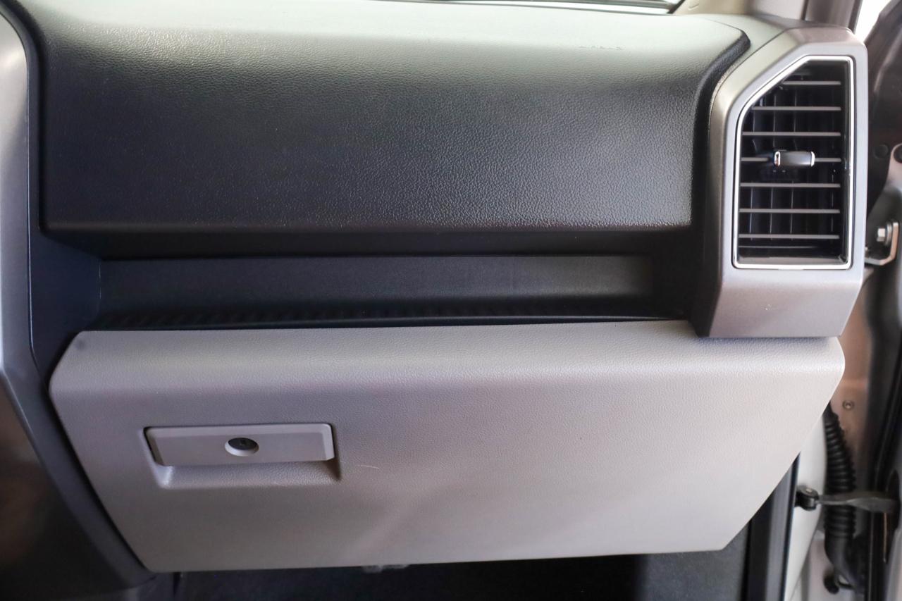 Ford F-150 4WD SuperCrew 145" XLT 2019