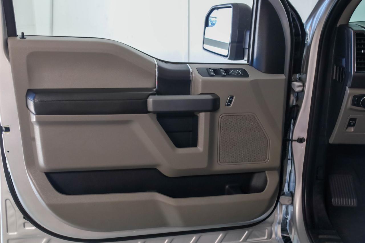Ford F-150 4WD SuperCrew 145" XLT 2019