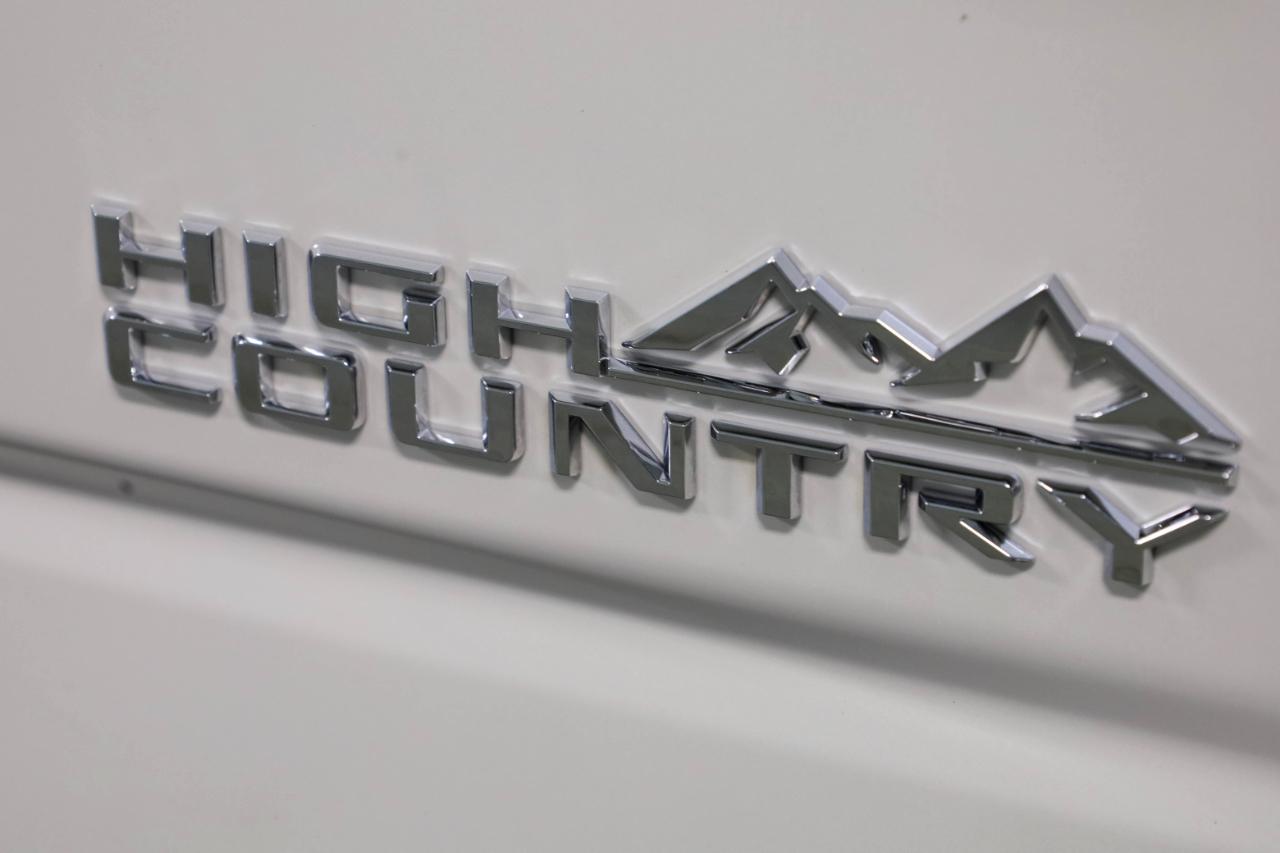 Chevrolet Silverado 1500 High Country Crew Cab Short Box 4WD 2019