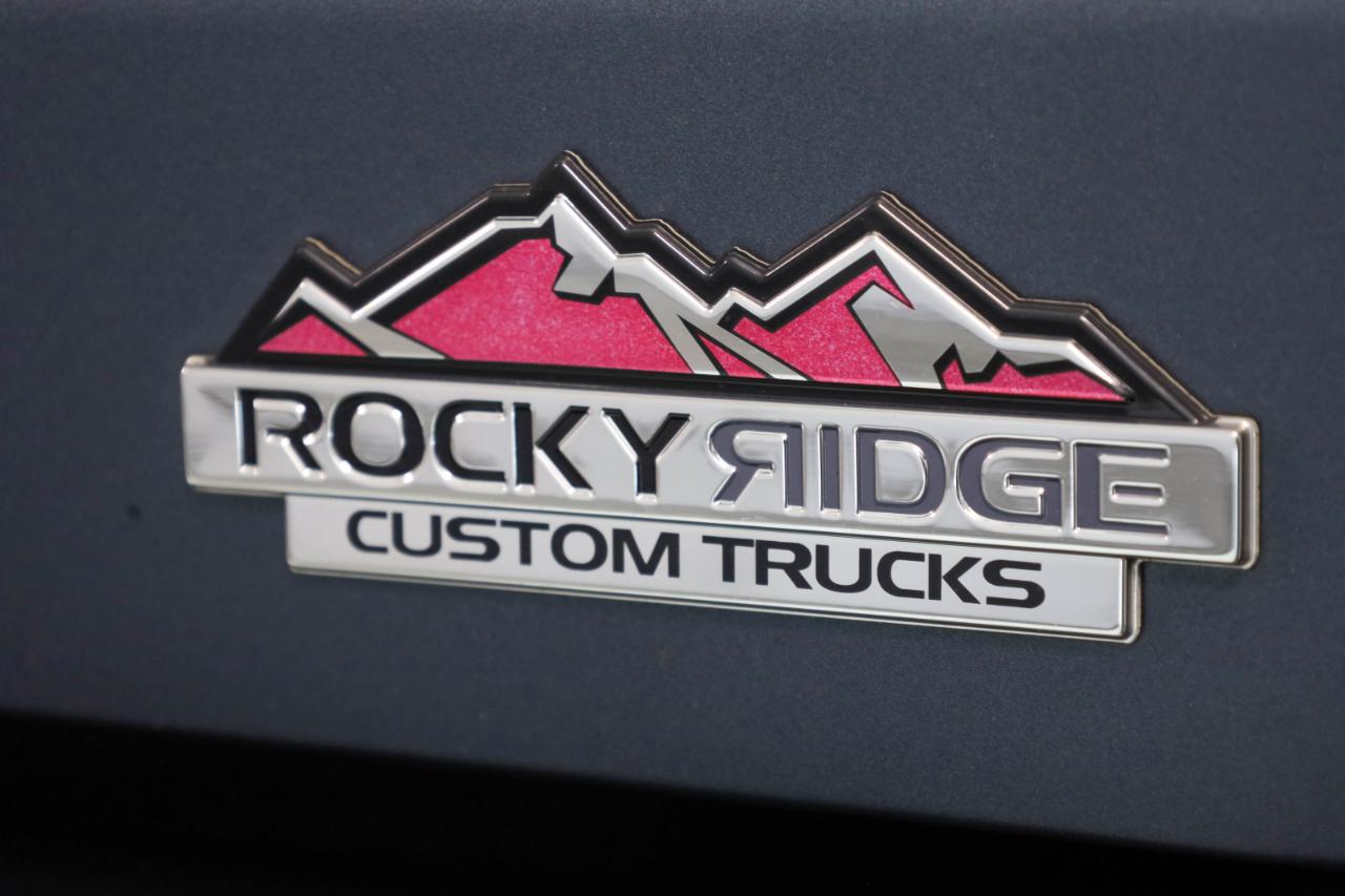 Chevrolet Silverado 1500 LTZ Crew Cab 4WD SWB 2019