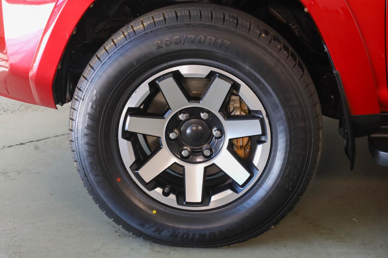 Toyota 4Runner SR5 Premium 4WD 2017