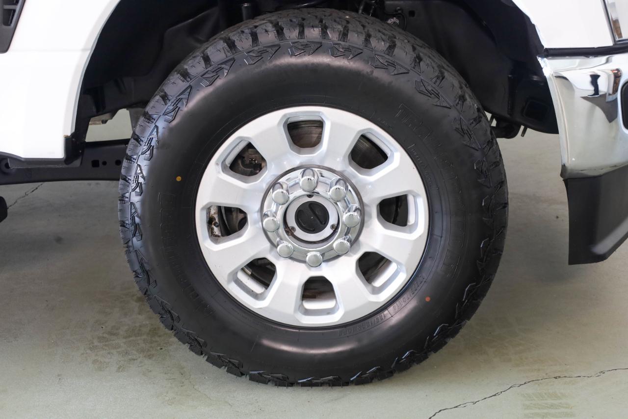 Ford Super Duty F-250 SRW XLT 4WD Crew Cab 8' Box 2024