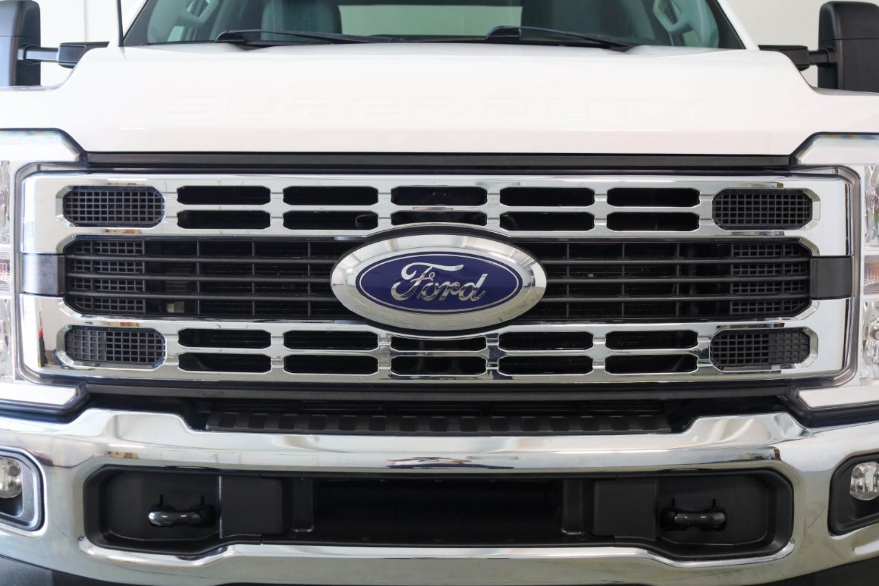 Ford Super Duty F-250 SRW XLT 4WD Crew Cab 8' Box 2024