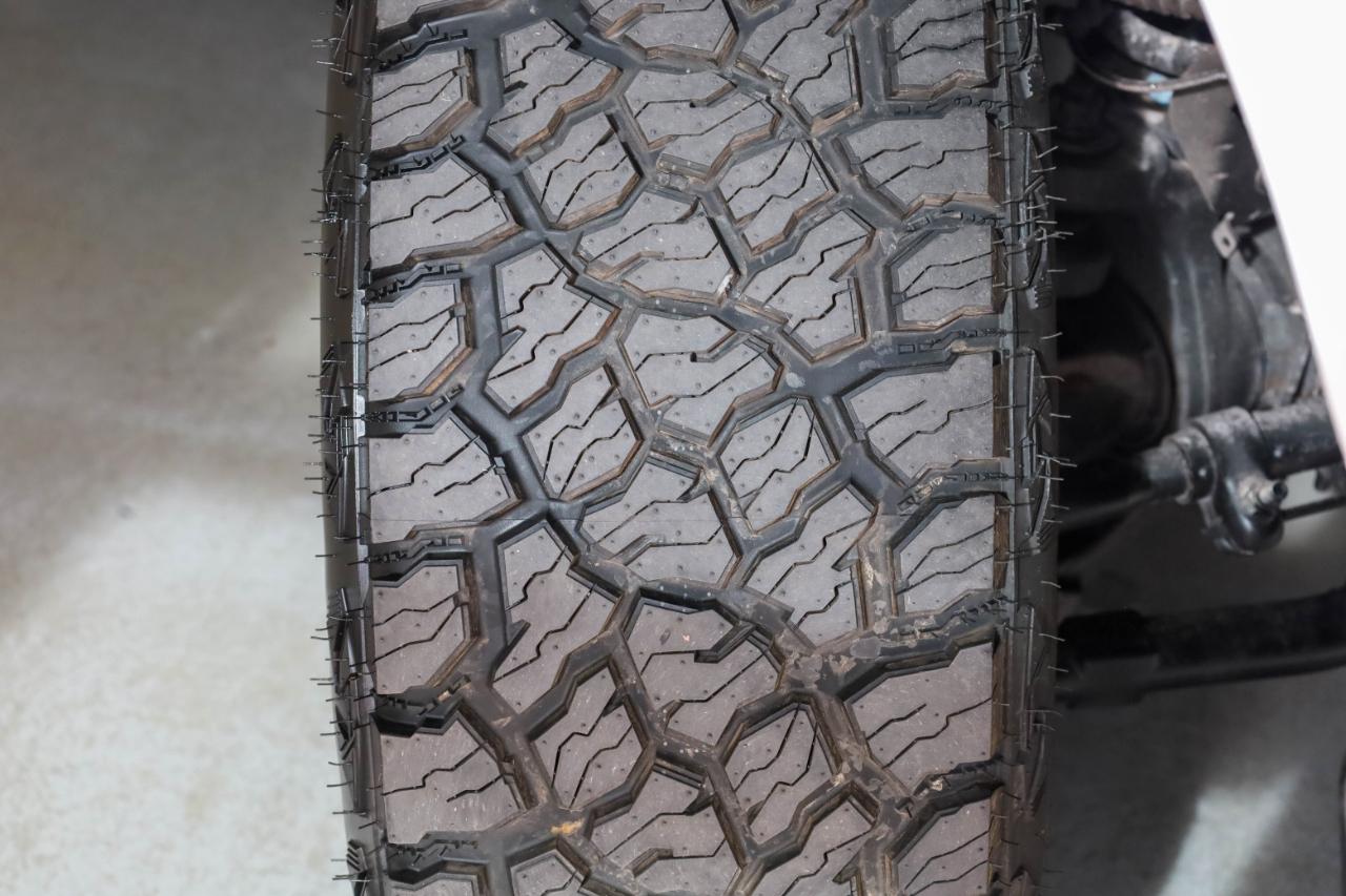 Ford Super Duty F-250 SRW XLT 4WD Crew Cab 8' Box 2024