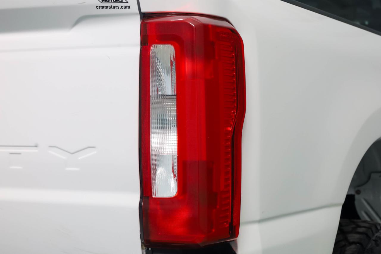 Ford Super Duty F-250 SRW XLT 4WD Crew Cab 8' Box 2024