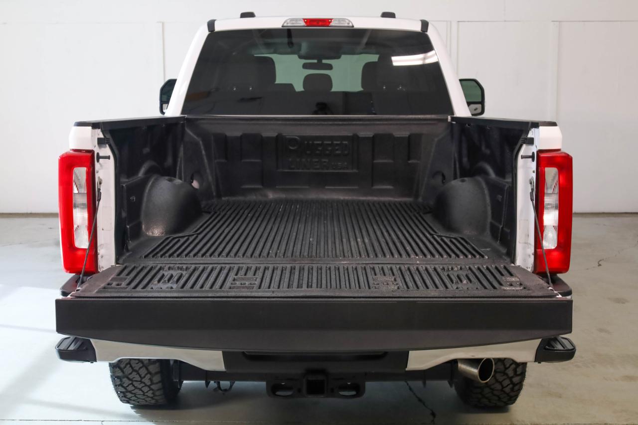 Ford Super Duty F-250 SRW XLT 4WD Crew Cab 8' Box 2024