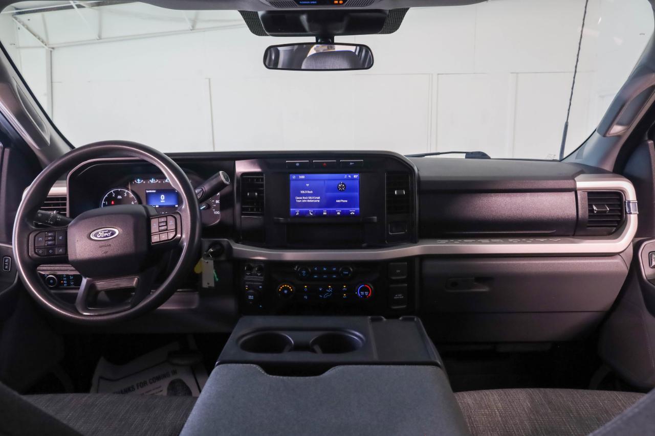 Ford Super Duty F-250 SRW XLT 4WD Crew Cab 8' Box 2024