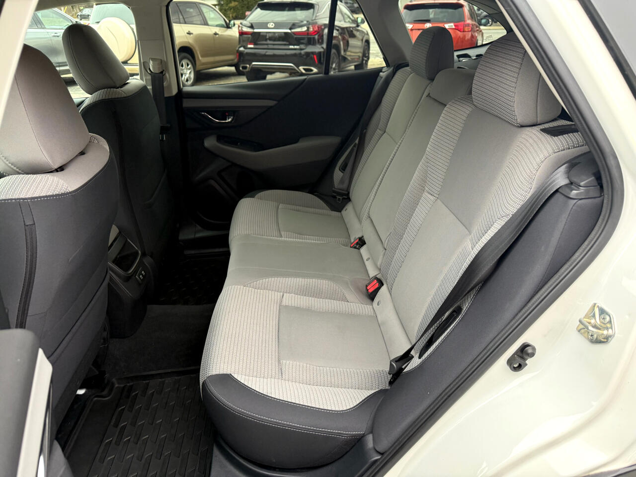 Subaru Outback Premium CVT 2021