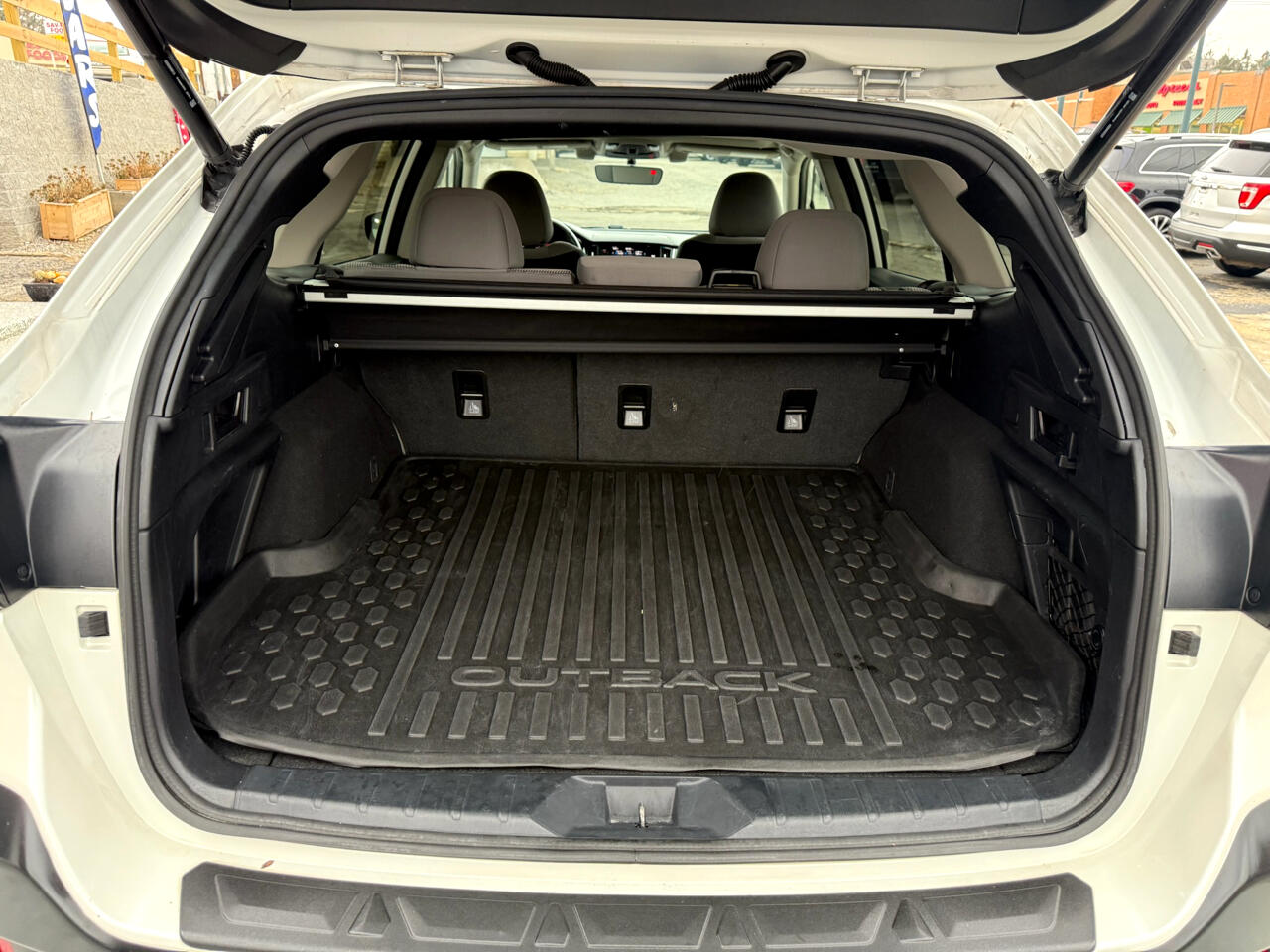 Subaru Outback Premium CVT 2021