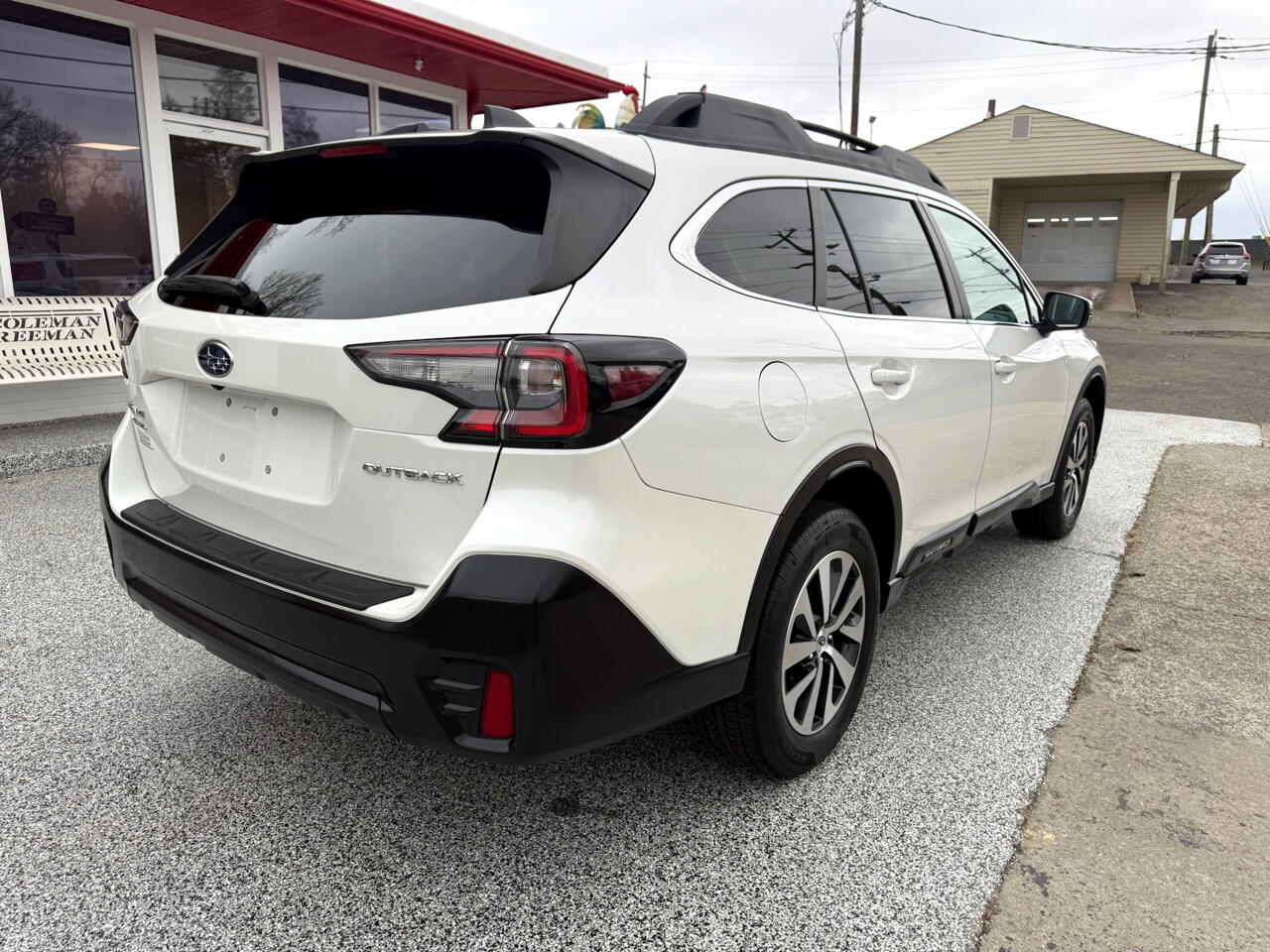 Subaru Outback Premium CVT 2021