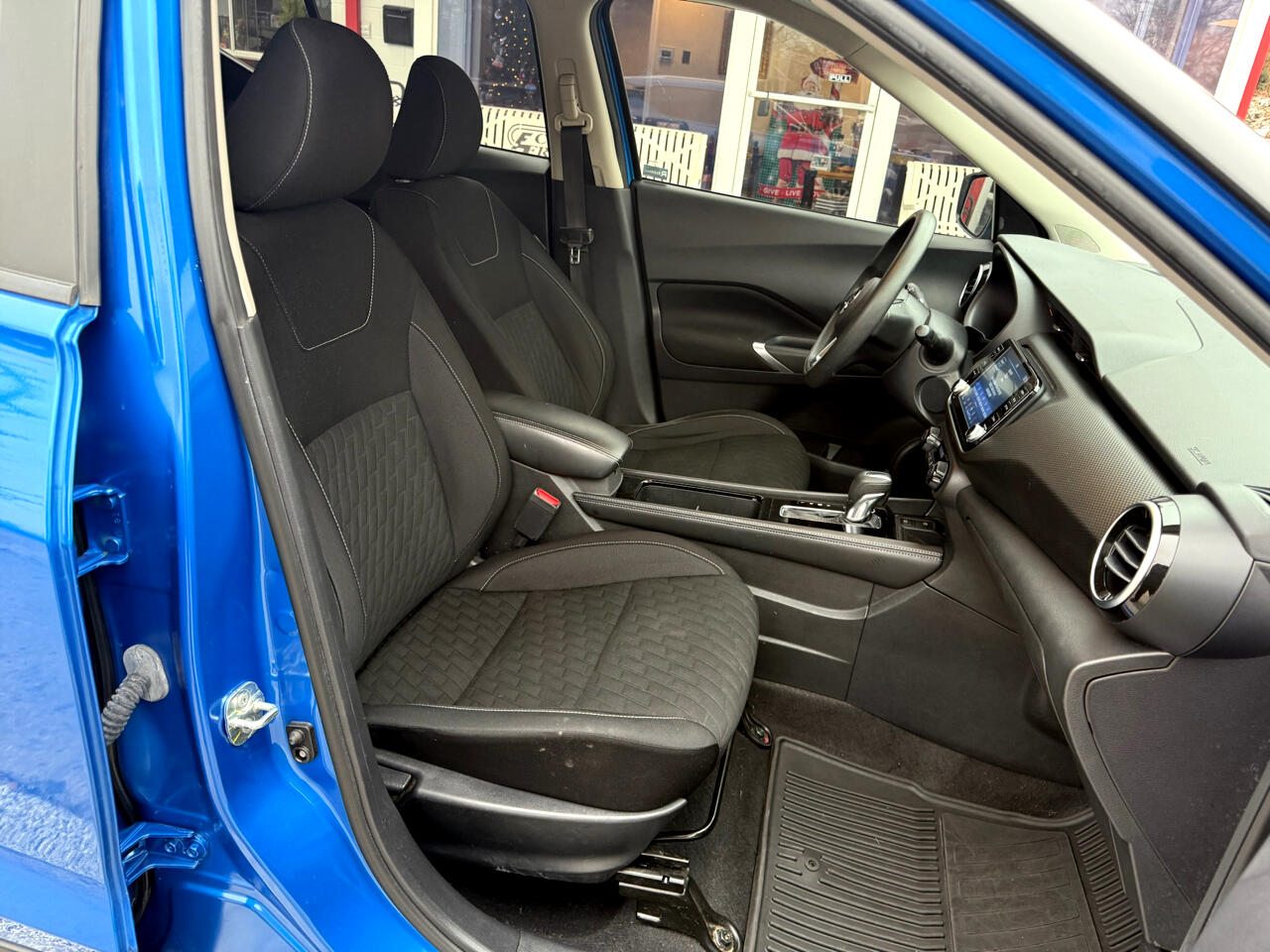 Nissan Kicks SV FWD 2021