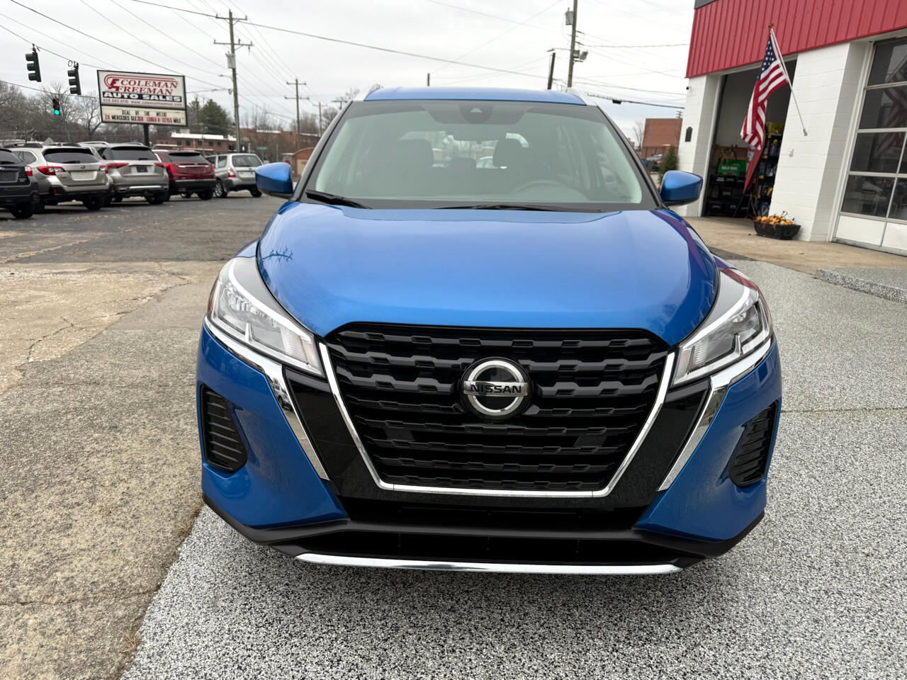 Nissan Kicks SV FWD 2021