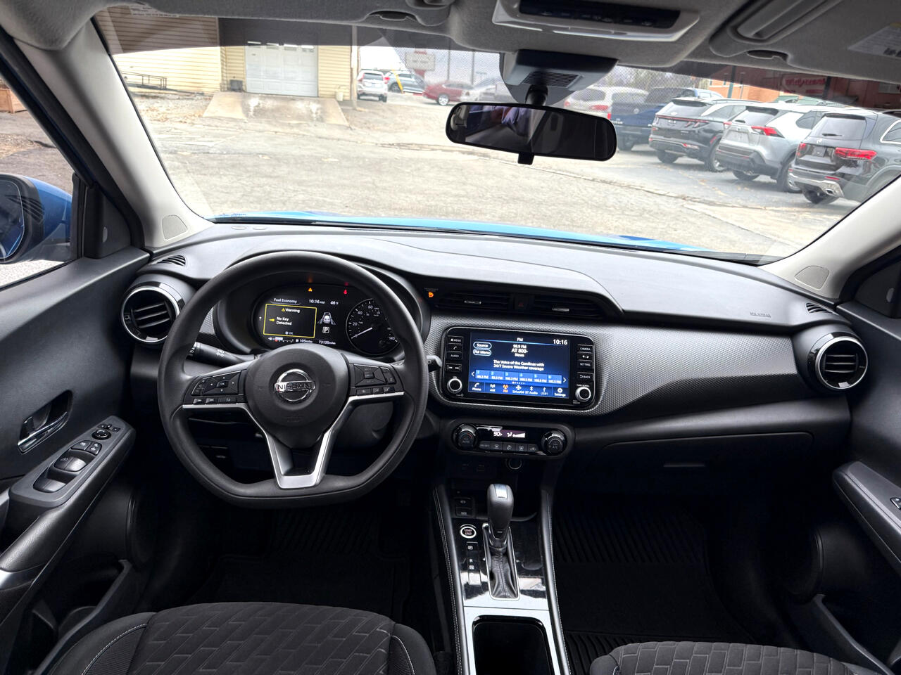 Nissan Kicks SV FWD 2021