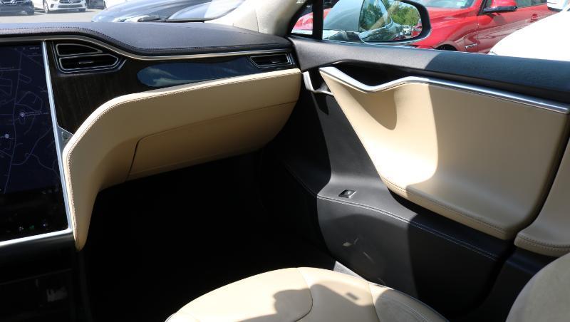 Tesla Model S 4dr Sdn 85 kWh Battery 2014