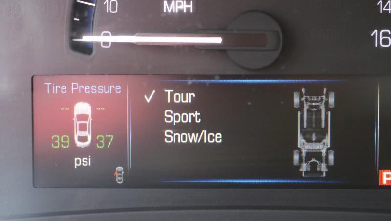 Cadillac CTS Sedan 4dr Sdn 2.0L Turbo Luxury Collection RWD 2016