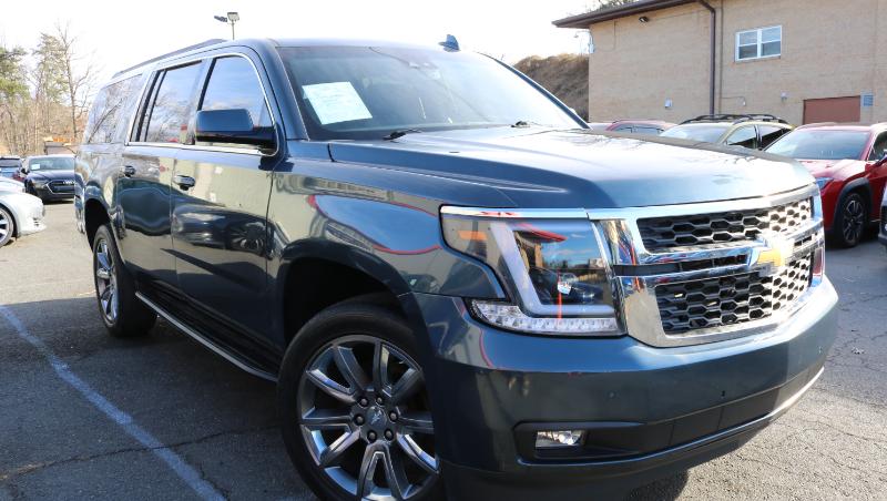 Chevrolet Suburban 4WD 4dr 1500 LT 2019