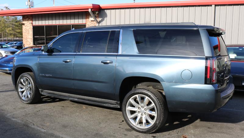 Chevrolet Suburban 4WD 4dr 1500 LT 2019