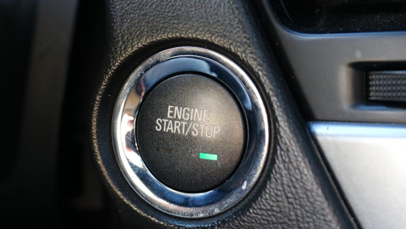 Chevrolet Suburban 4WD 4dr 1500 LT 2019