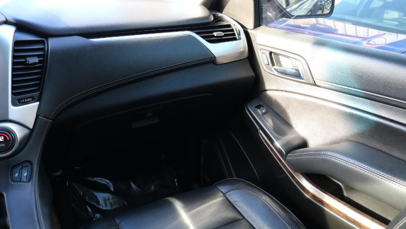 Chevrolet Suburban 4WD 4dr 1500 LT 2019