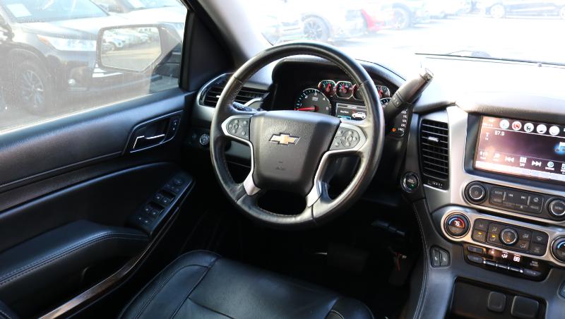 Chevrolet Suburban 4WD 4dr 1500 LT 2019