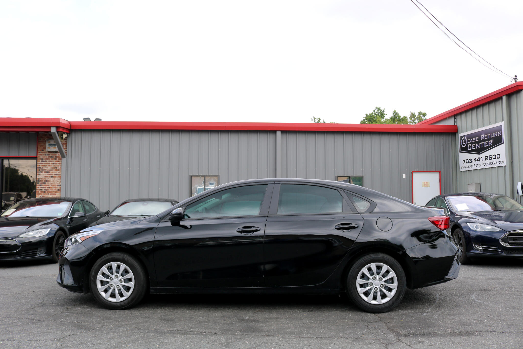 2023 Kia Forte LX photo 4