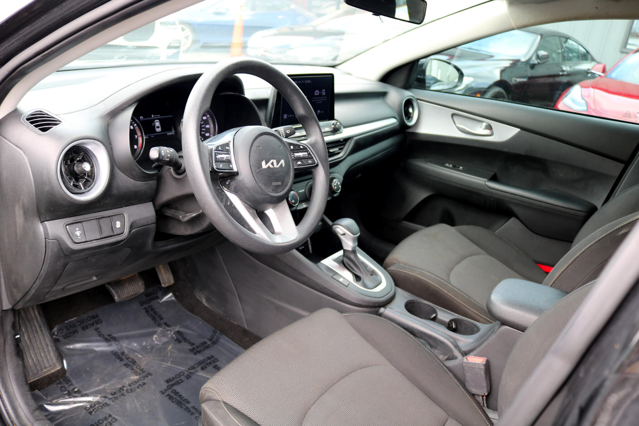 2023 Kia Forte LX photo 12