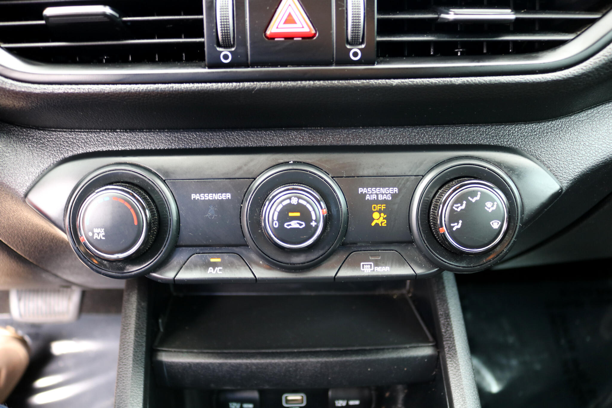 2023 Kia Forte LX photo 19