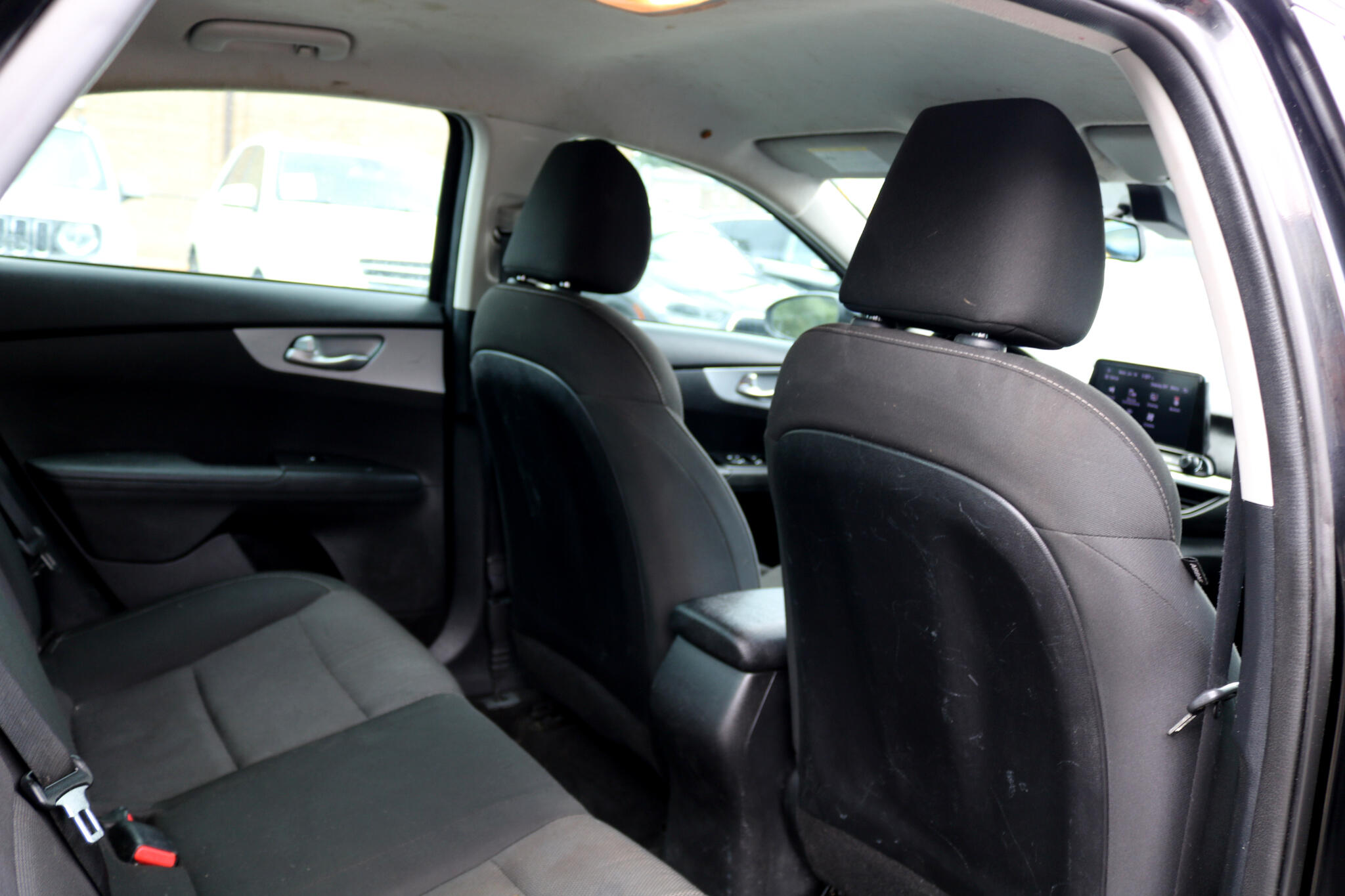 2023 Kia Forte LX photo 30