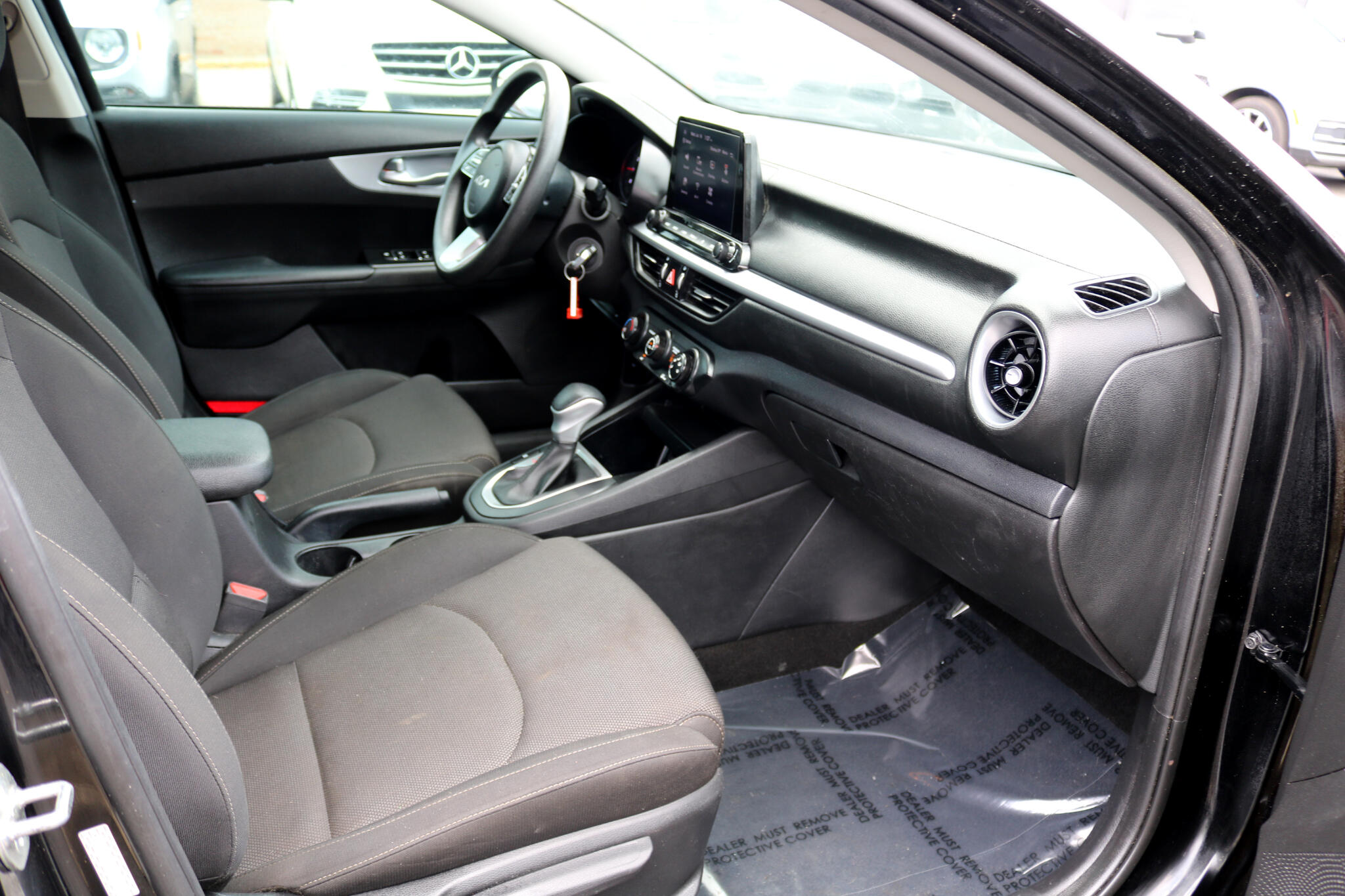 2023 Kia Forte LX photo 33