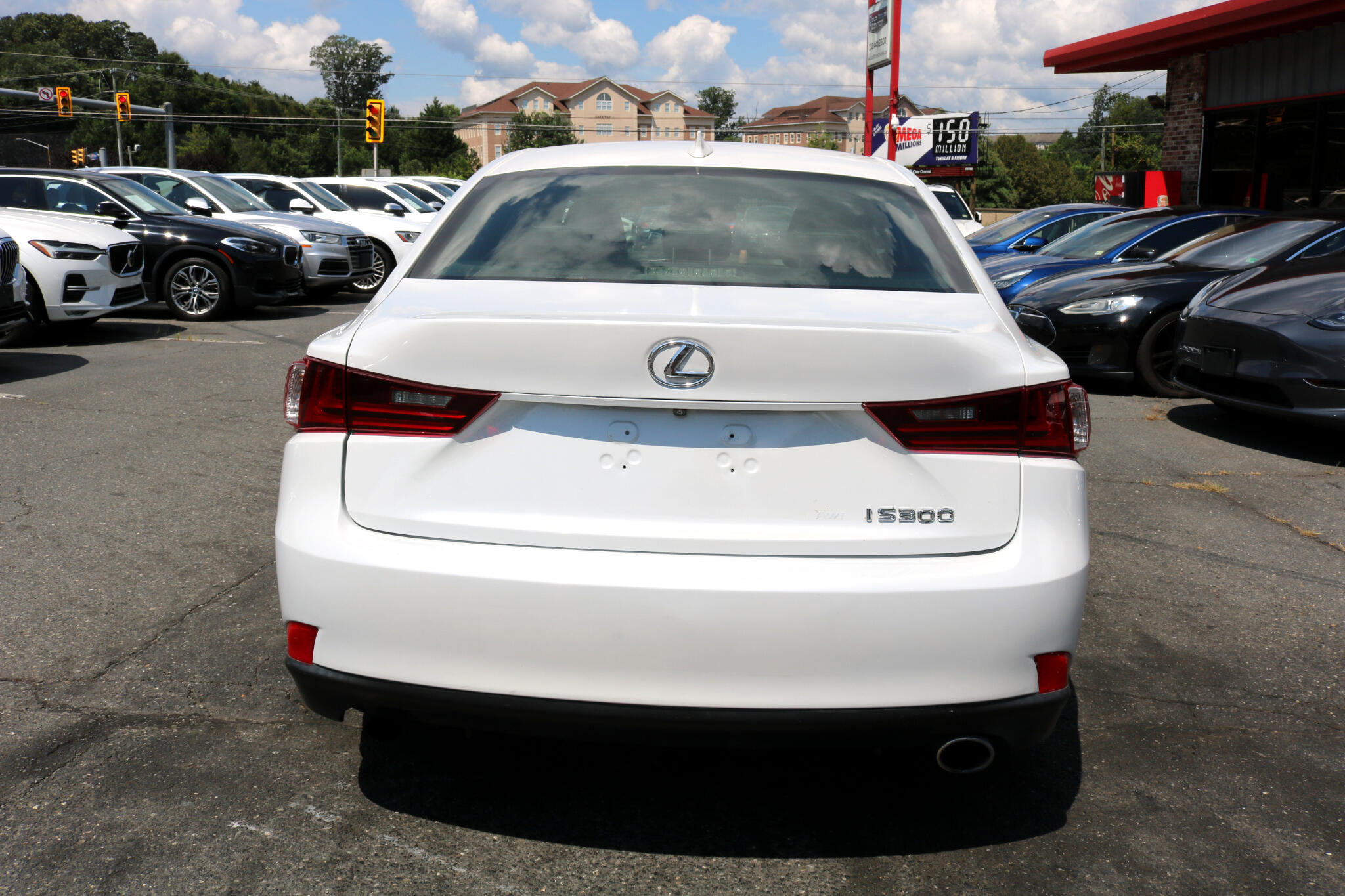2016 Lexus IS 300 photo 3