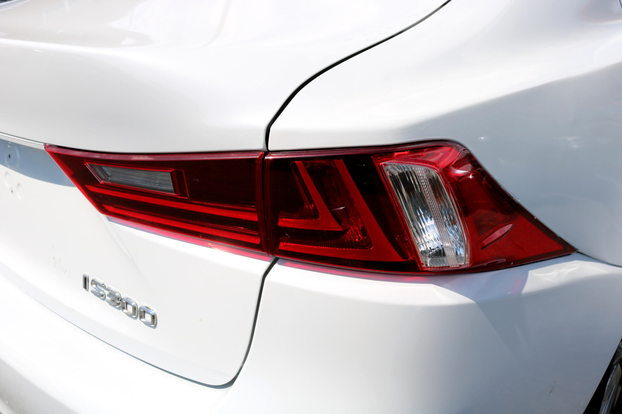 2016 Lexus IS 300 photo 10