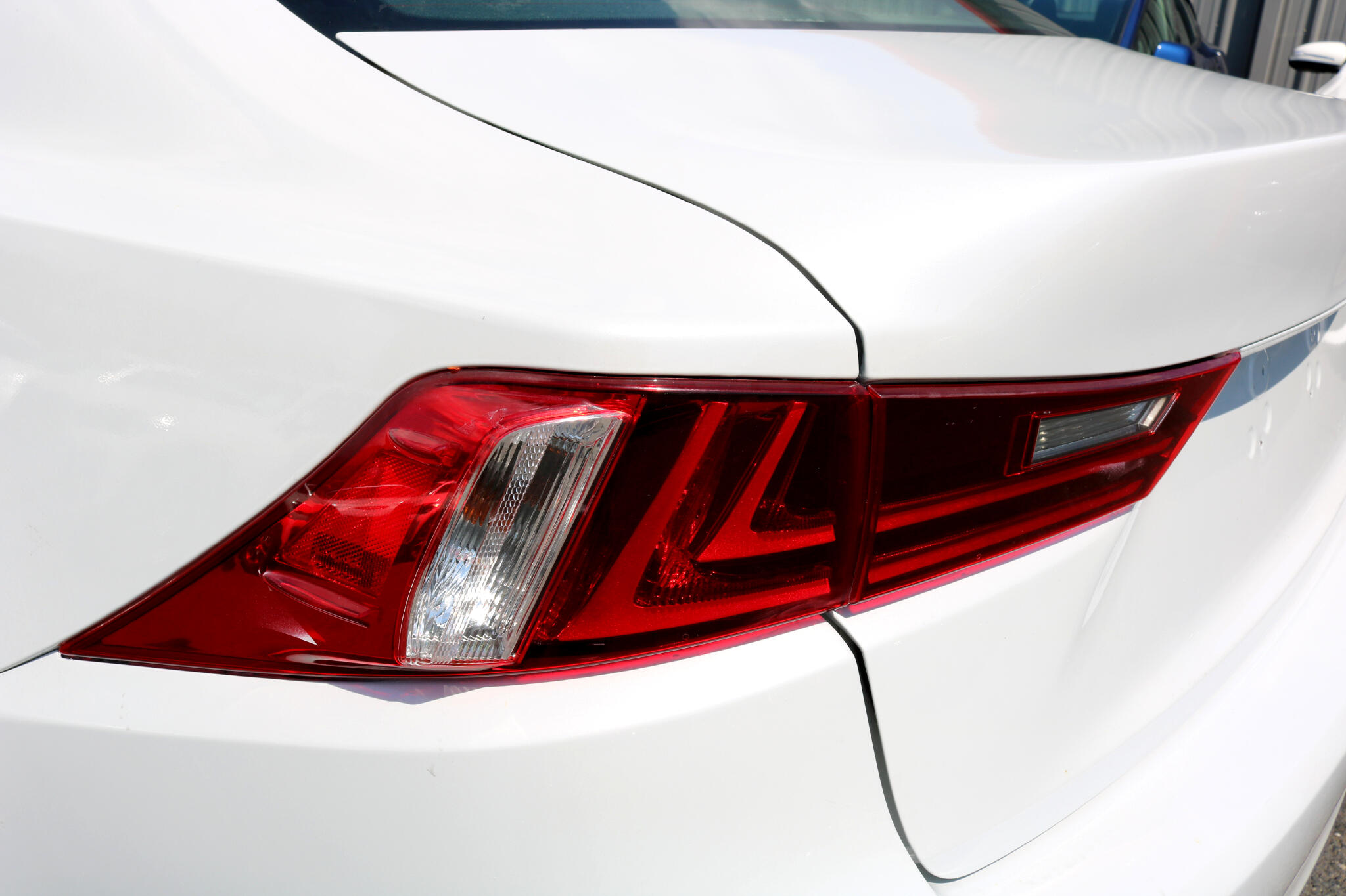 2016 Lexus IS 300 photo 11