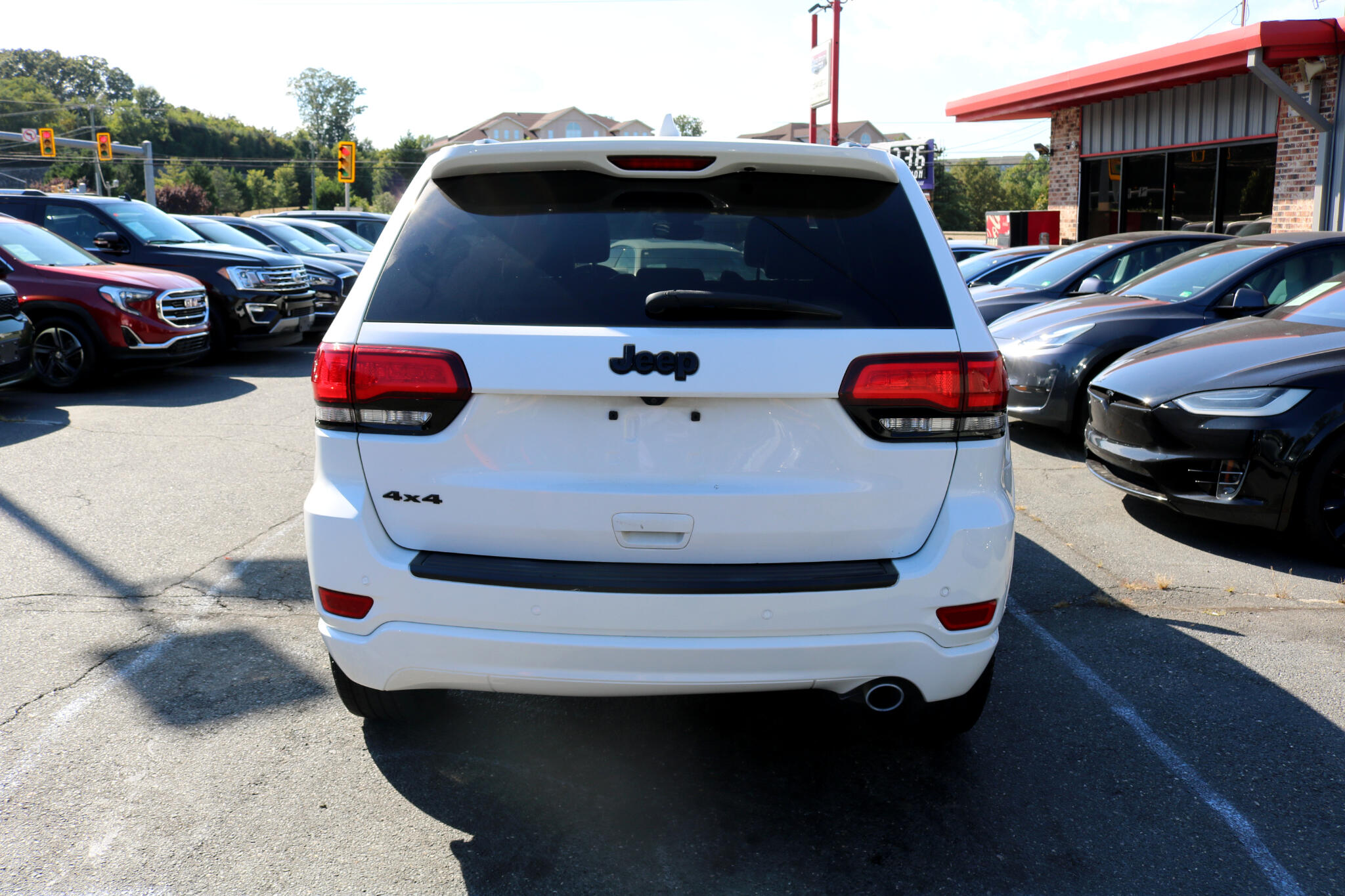 2019 Jeep Grand Cherokee Altitude photo 3