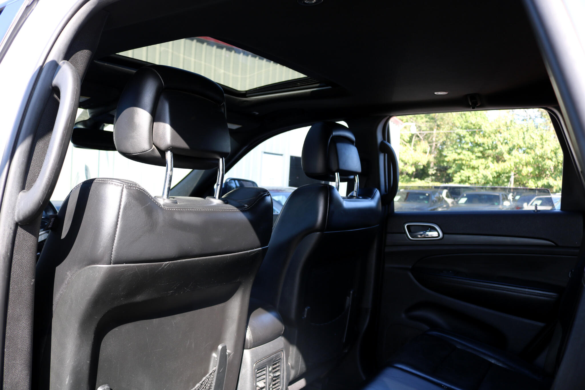 2019 Jeep Grand Cherokee Altitude photo 35