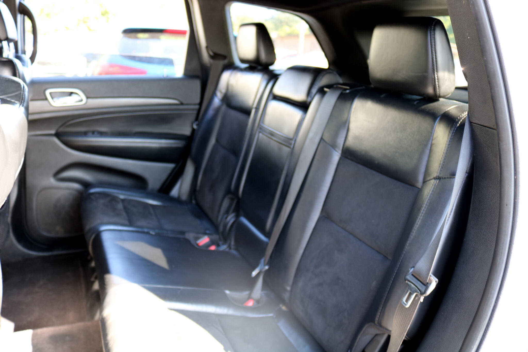 2019 Jeep Grand Cherokee Altitude photo 36