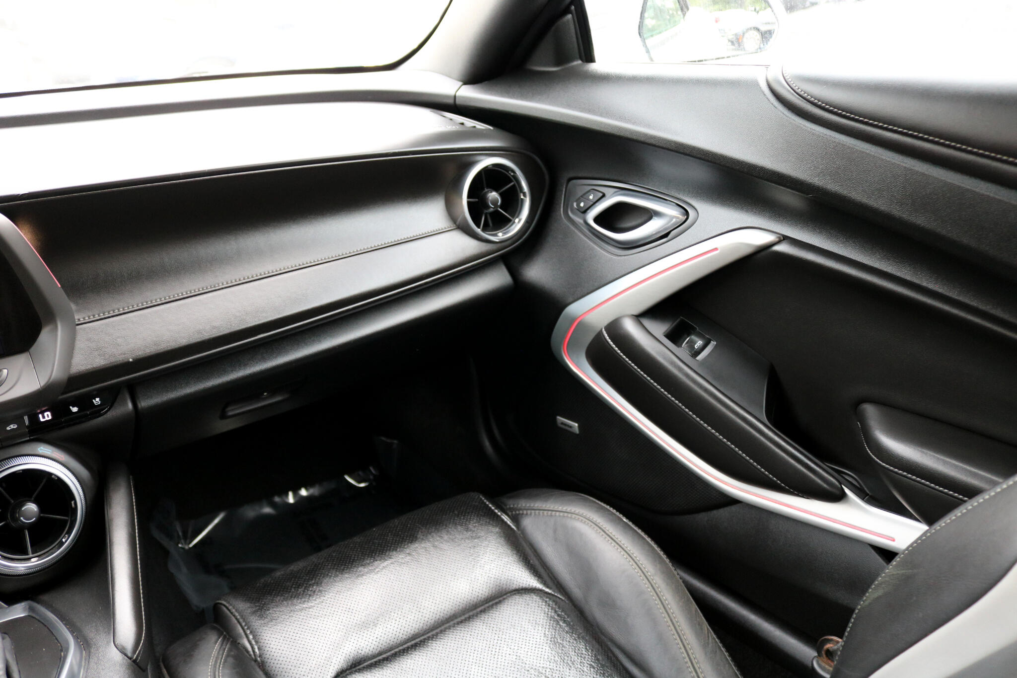 2019 Chevrolet Camaro 2SS photo 30